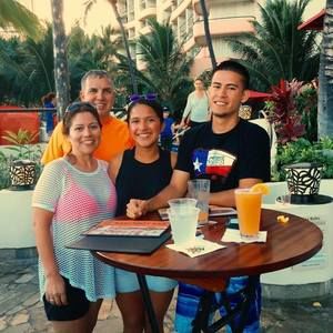 Meet your Posher, Marisa